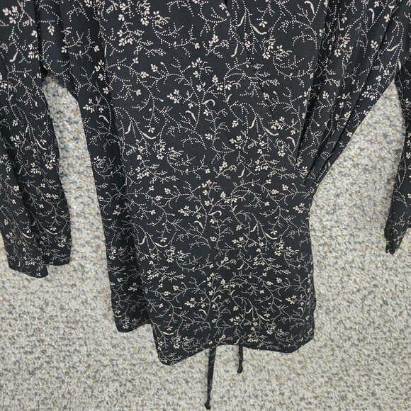 Talbots Top‎ Womens Medium Black Floral Print Surplice Neck Wrap Blouse Ladies - Picture 5 of 7